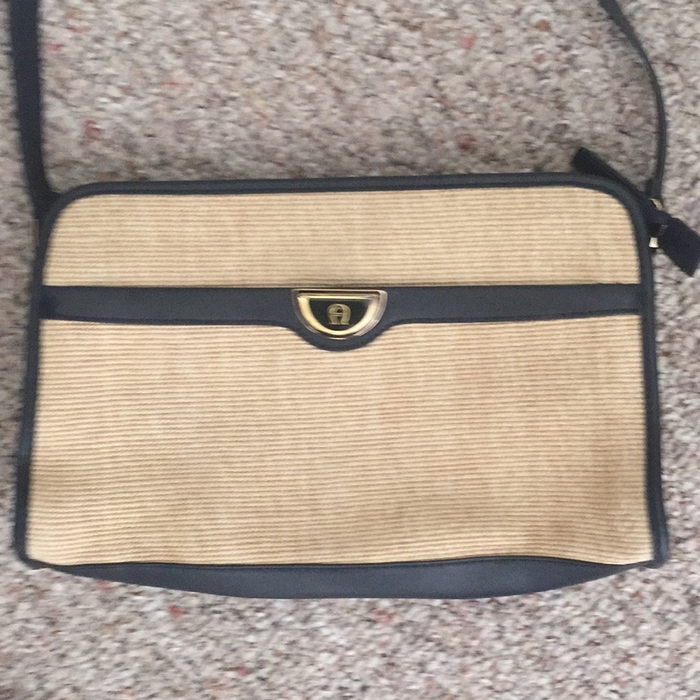 NWOT Etienne Aiger bag